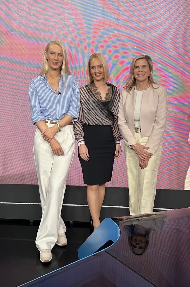 Reš Muravec Planet 18 umetna oploditev materinski dan